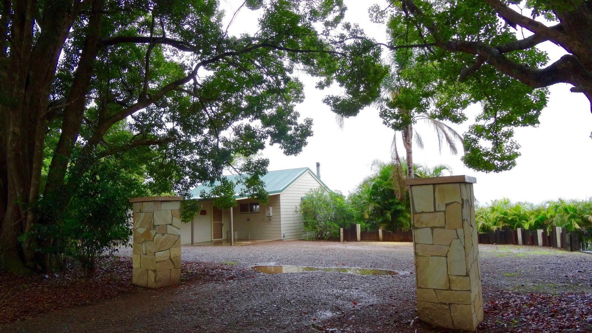 Maleny Luxury Cottages Exterior foto